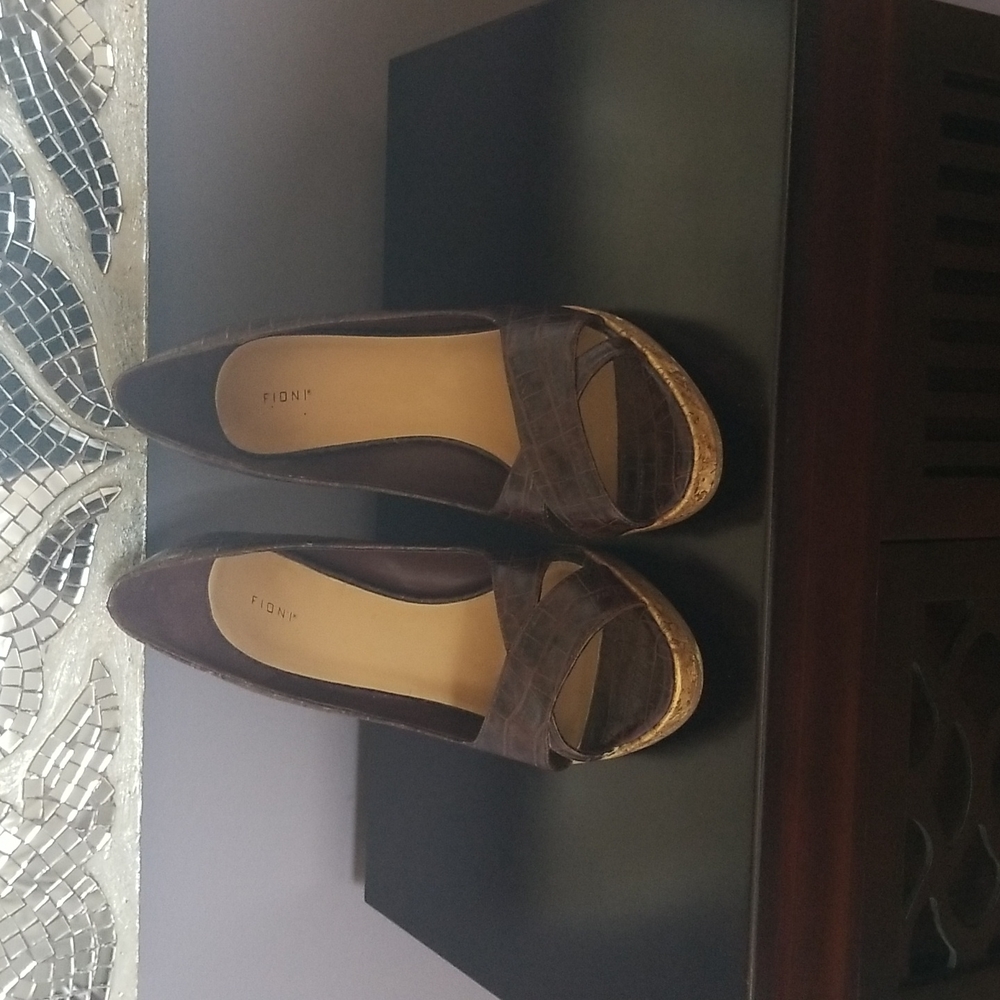 10W Open toe heels